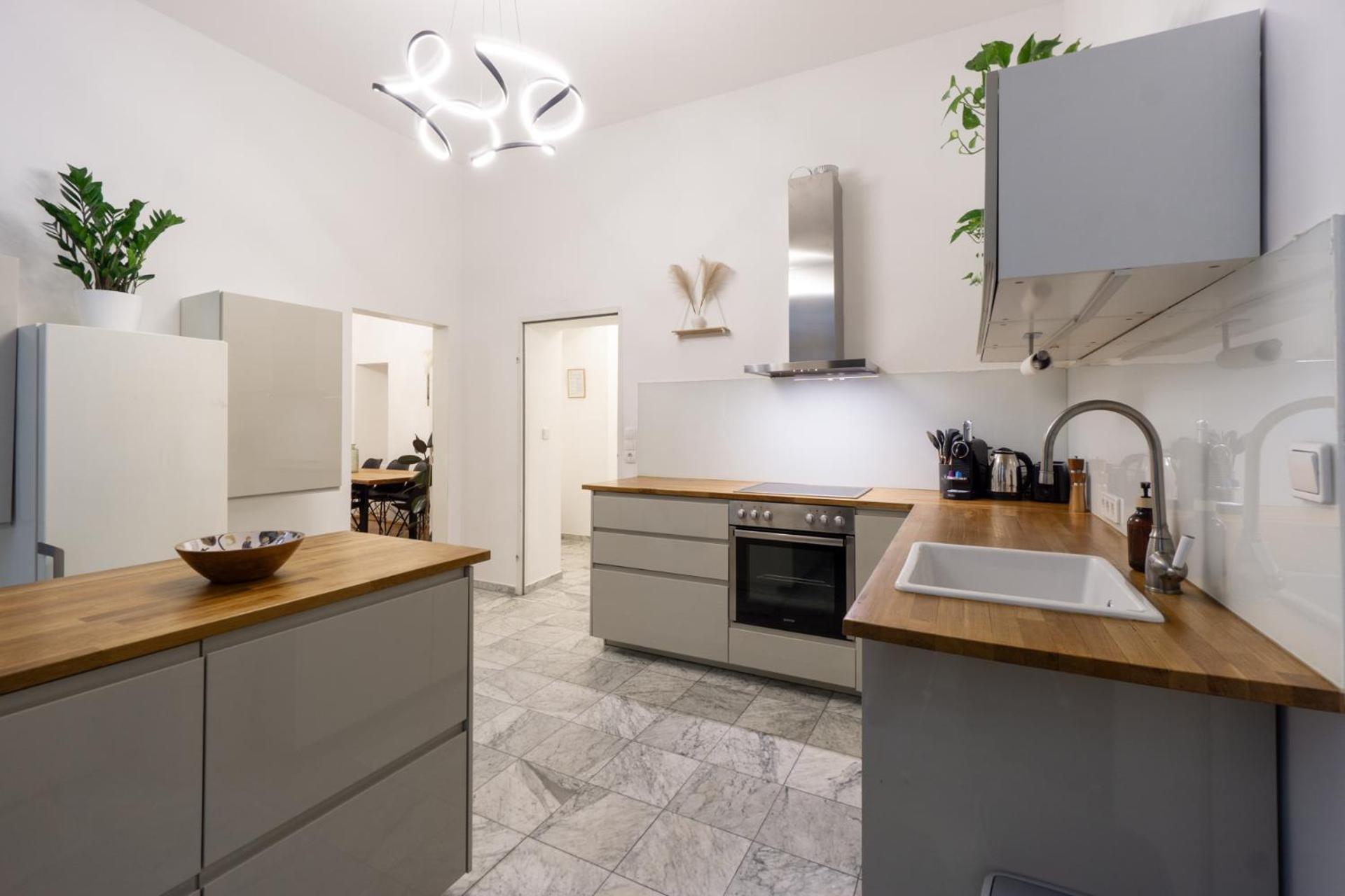 Central Apartment In Viennese Old Building 외부 사진
