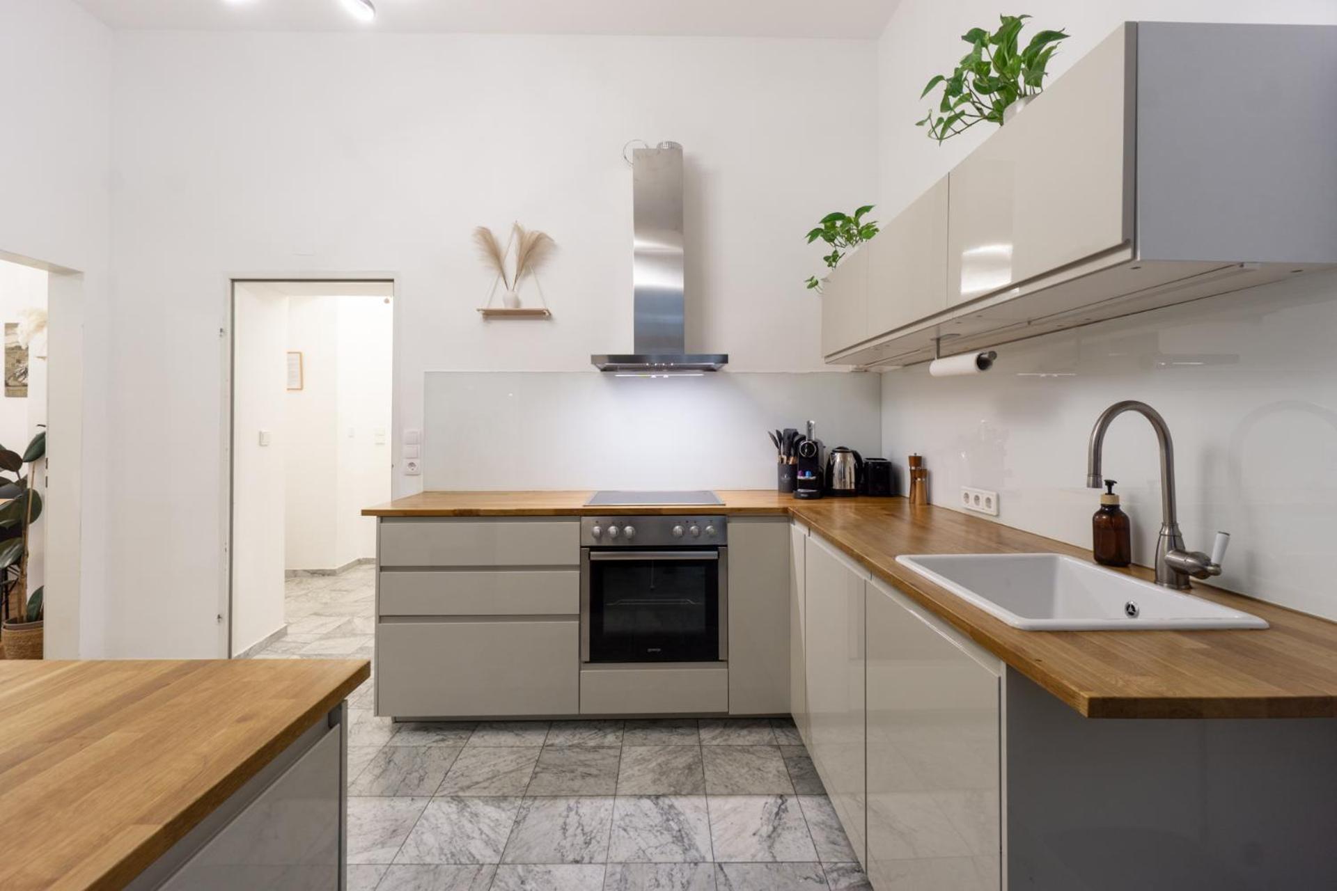 Central Apartment In Viennese Old Building 외부 사진